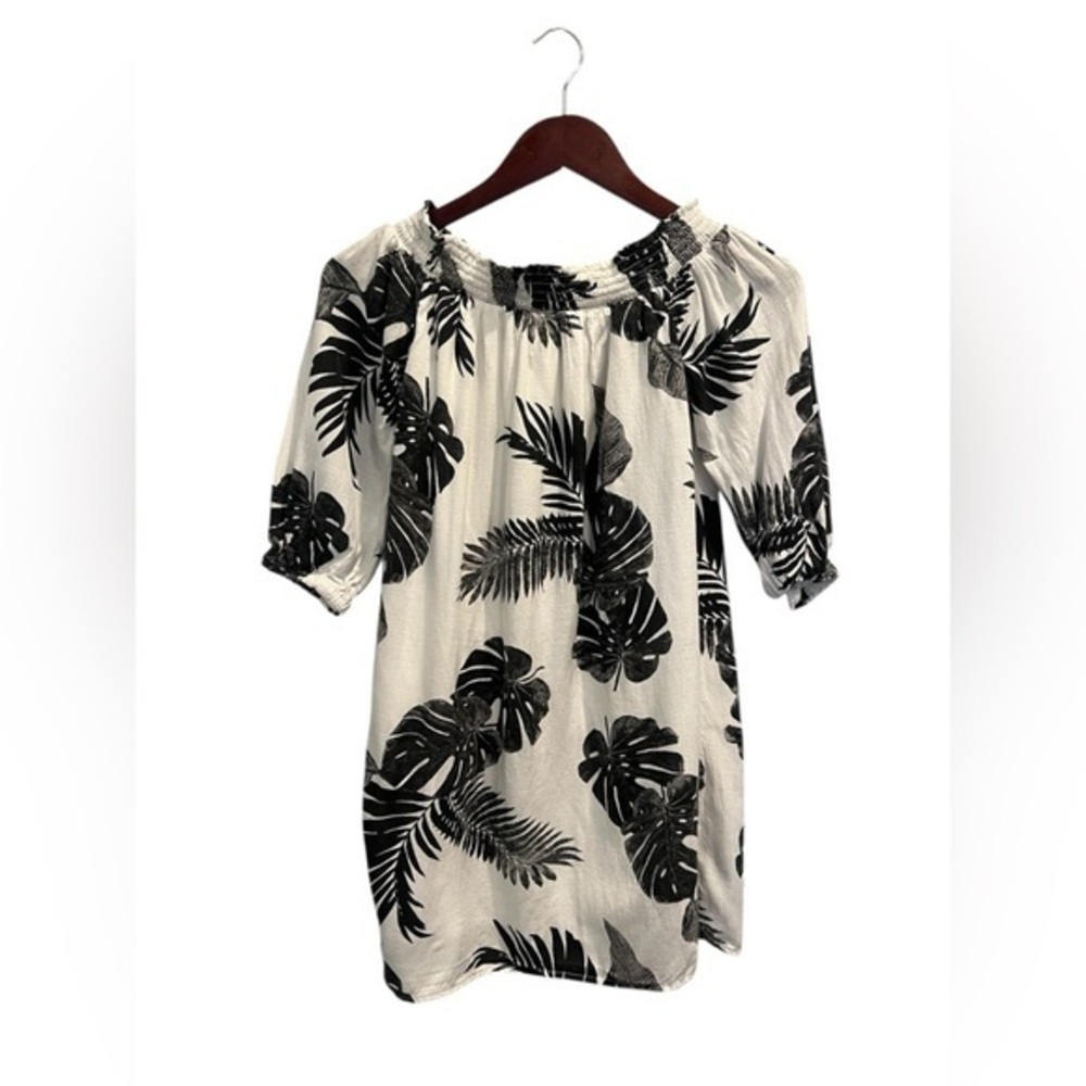 Old Navy Off the Shoulder Black and White Leaf Print Women’s Smock Dress Size XS